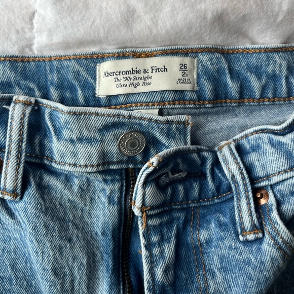 Abercrombie ultra high rise curve love 90s straight jeans - Picture 1 of 3